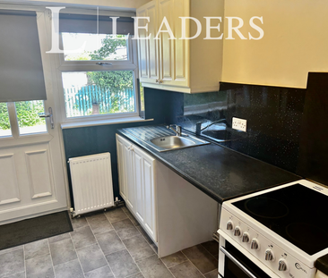 2 bedroom flat to rent - Photo 4 | Rentumo