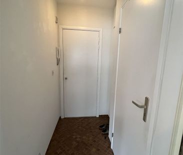 Recent gerenoveerde studio met terras in de Parkstraat 106. - Foto 2