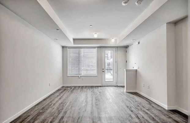 For Lease - 600 Alex Gardner Circle Unit# 111, Aurora, Ontario - Photo 1