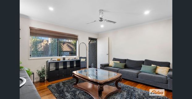 REFURBISHED 2 BEDROOM UNIT - GREAT LOCATION! - Photo 1