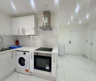 Stubbs Avenue, Headington, OX3 - Photo 1