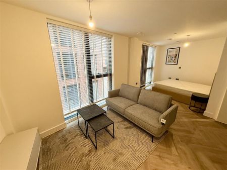 Studio to rent - Photo 3