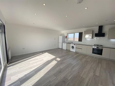 2 bedroom flat to rent - Photo 5