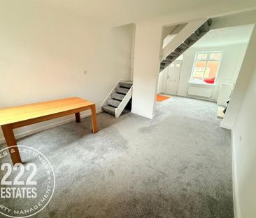 3 bedroom terraced house to rent - Photo 6