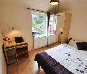 5 bedroom terraced house to rent - Photo 2