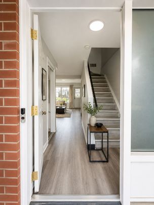 For Lease - 518 Sunnydale Place Unit# A, Waterloo, Ontario - Photo 1