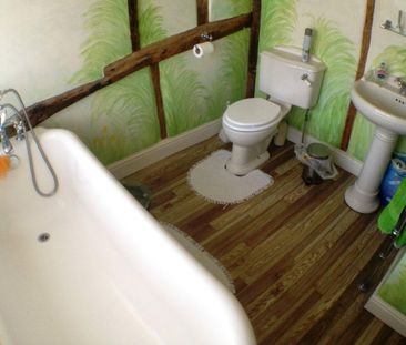 1 bedroom in a house share to rent - Photo 6