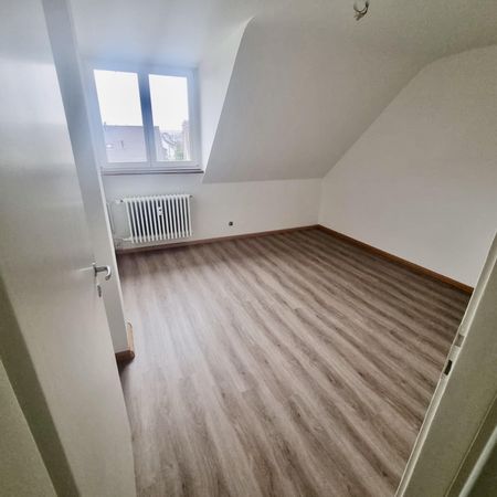 3 Zi-Dachwohnung in Therwil - Photo 2
