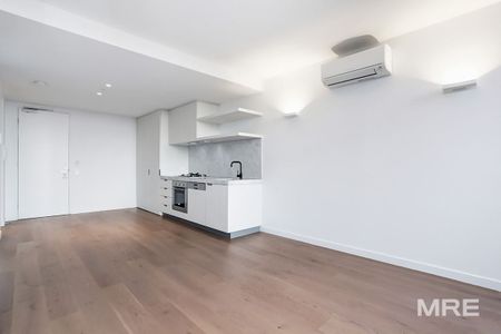 917/33 Blackwood Street, North Melbourne - Photo 3