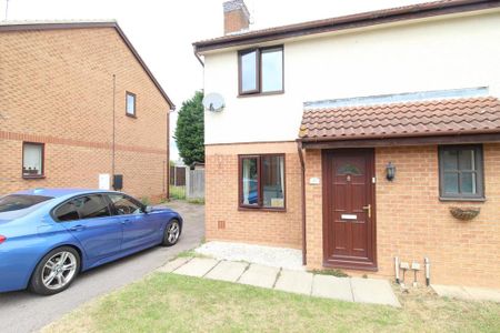 2 bedroom semi-detached house to rent - Photo 5
