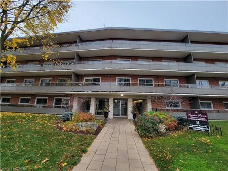For Lease - 11 Woodman Drive Unit# 210, Hamilton, Ontario - Photo 3