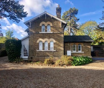 3 bedroom detached house to rent - Photo 5