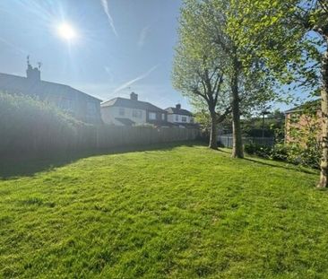 Lowbridge Court, Garston, L19 - Photo 4