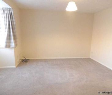 2 bedroom property to rent in St Neots - Photo 1