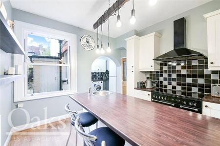 5 bedroom terraced house to rent - Photo 4