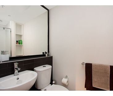 North Melbourne | Student Living on Villiers | 1 Bedroom (Air-Condi... - Photo 3