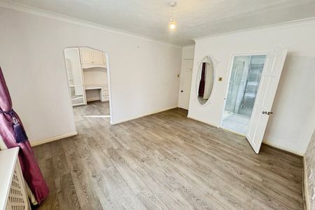 Western Road - Photo 3