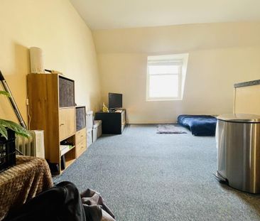 Studio to rent - Photo 6