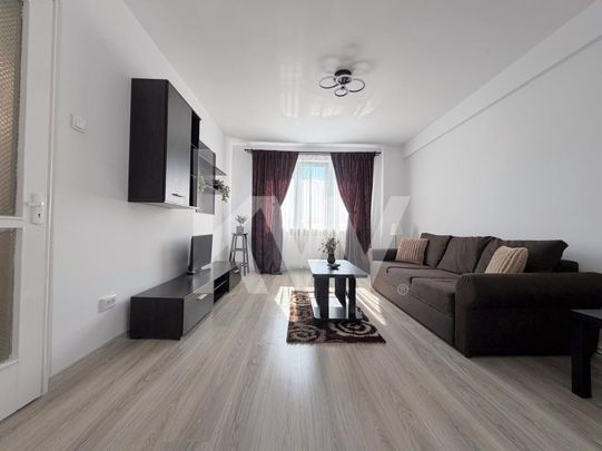 Apartament de inchiriat, 2 camere, central, renovat recent - Photo 1