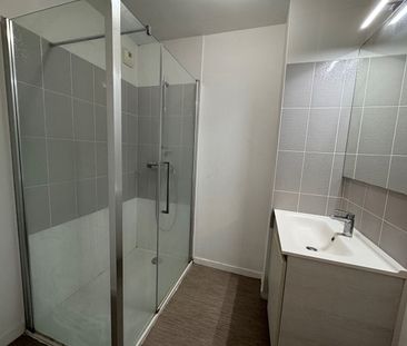 Location Appartement 3 pièces 63m² - Photo 2