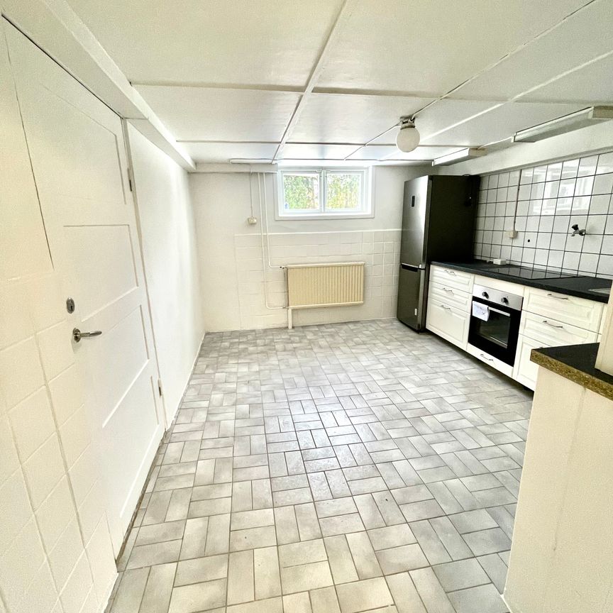 Skiffervägen, Huddinge - Photo 1