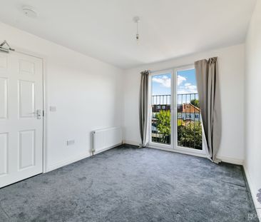 Manor Way, Mitcham, CR4 - Photo 5