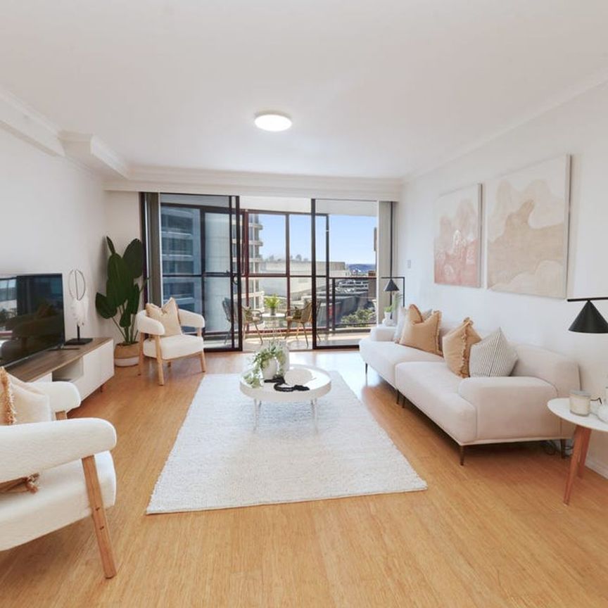 2 Bedroom Apartment in the Heart of Bondi Junction with Glimpses of Harbour Bridge - Photo 1