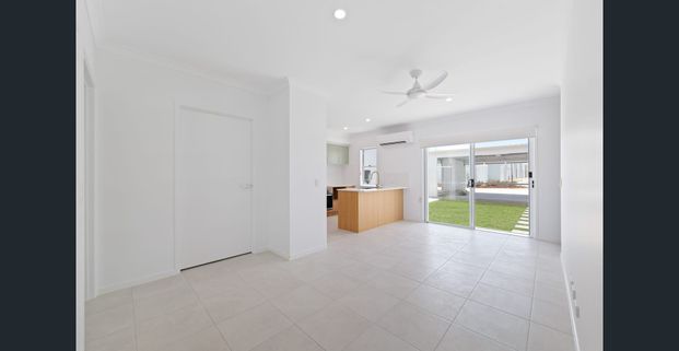 32 Anglesea Crescent, Nirimba - Photo 1