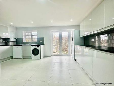 4 bedroom property to rent in London - Photo 5