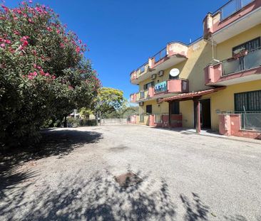 Trilocale in affitto - Photo 1
