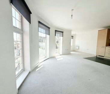 Flat to rent on - Photo 4