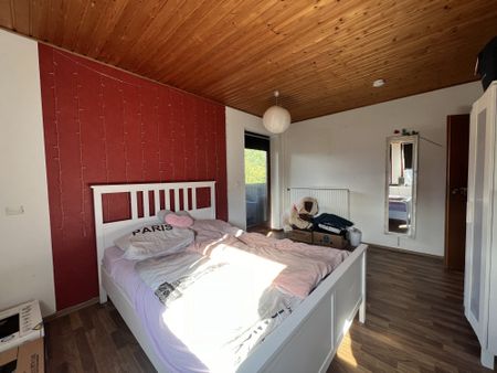 4-Zimmer-Dachgeschosswohnung mit zusätzlichem Dachausbau in Stuhr-Varrel - Foto 2