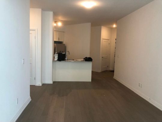 One plus den condo for rent in Waterloo - Photo 1
