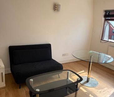 2 Bed Flat, Reading, RG1 - Photo 3