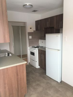 Manitoba, 355 St. Anne's Road, R2M 3B6, Winnipeg - Photo 1