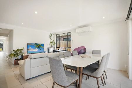 “Comfortable and cosy Family House suitable for families” - Photo 4