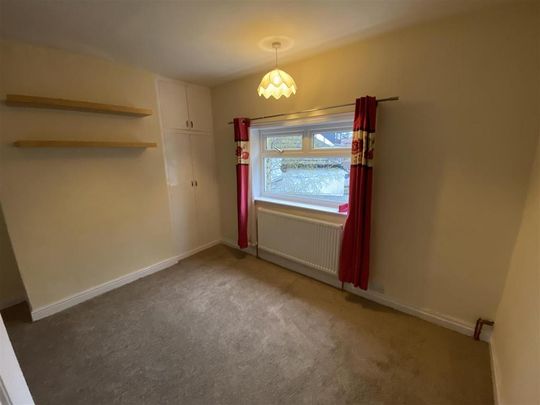 4 bedroom semi-detached house to rent - Photo 1