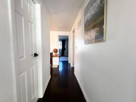 For Lease - 10 Provence Trail, Toronto, Ontario - Photo 4