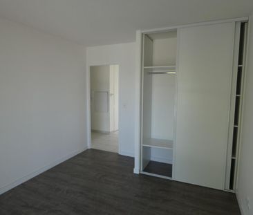 Location Appartement 3 pièces 63m² LA CHAPELLE SUR ERDRE 44240 - Photo 2