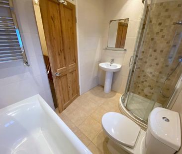 3 bedroom semi-detached house to rent - Photo 1