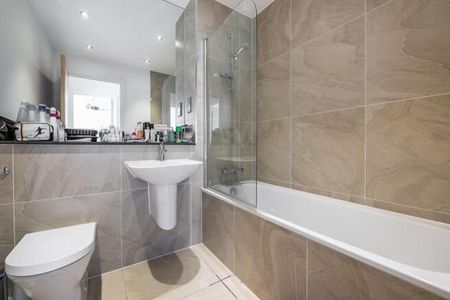 1 Bed Flat, Norwich House, SW16 - Photo 3