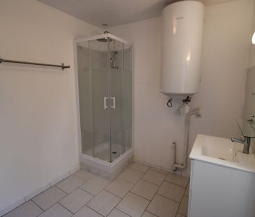 Location Appartement 2 pièces 50m² HYERES 83400 - Photo 1