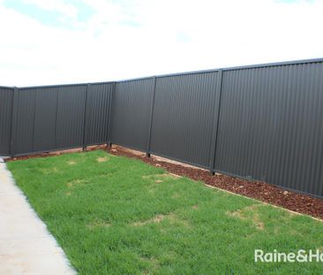 3 Bedroom Family Home - Photo 3