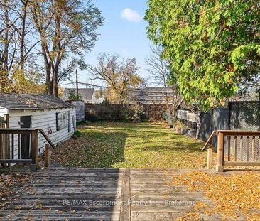 For Lease - 115 Stewart Street, Oakville, Ontario - Photo 1