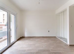 Studio/Γκαρσονιέρα για ενοικίαση - Λάρισα, - Photo 1
