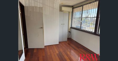 Two Bedroom Townhouse in the Heart of Cabramatta - Photo 2