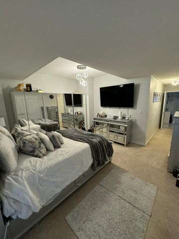 For Lease - 12 Waterstone Way, Whitby, Ontario - Photo 2