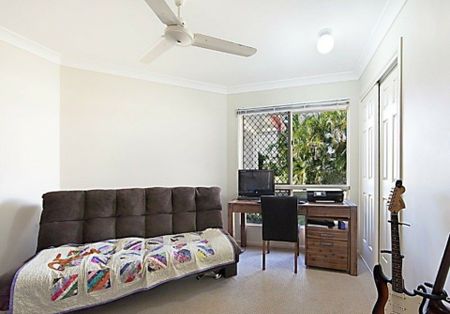 31 Lakewood Drive, Idalia - Photo 3