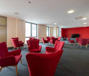 Gold Ensuite - Photo 1