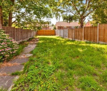 2 bedroom semi-detached house to rent - Photo 3